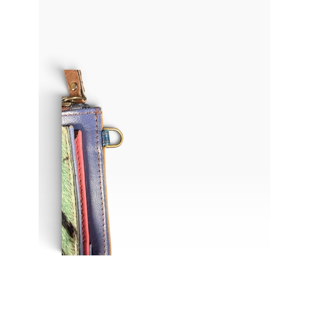 Soruka rare coveted one of a kind wallet and crossbody clutch. Missing strap. - Picture 5 of 16